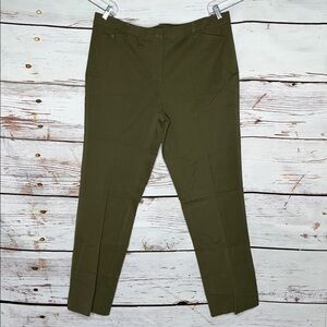 Isaac Mizrahi Live! NWT Size 20W Olive Green Straight Leg Pants